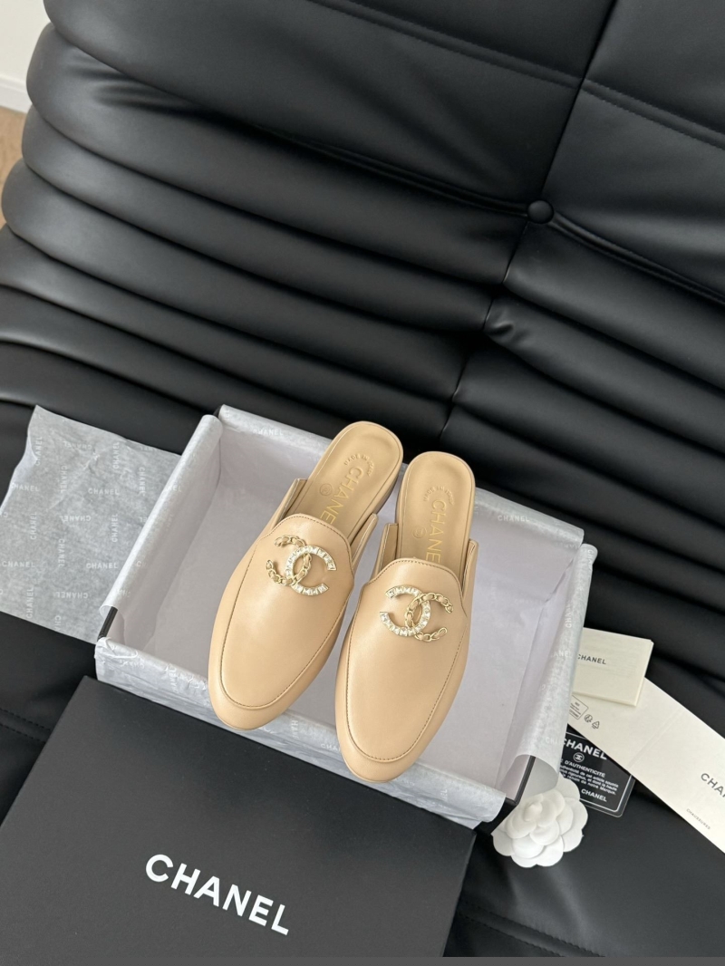 Ch*el slippers